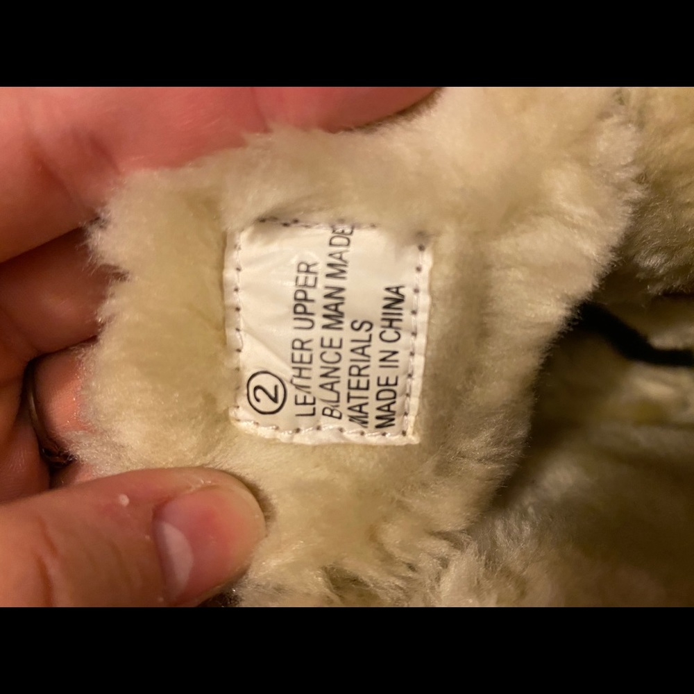 Fur Boots - Picture 5 of 5